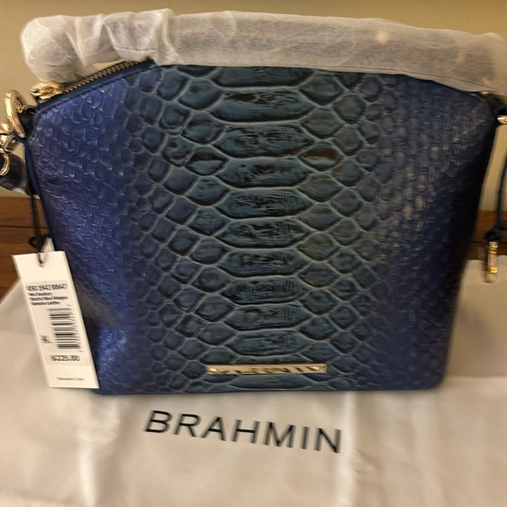 Brahmin Mini Duxbury
Electric Blue Aleague